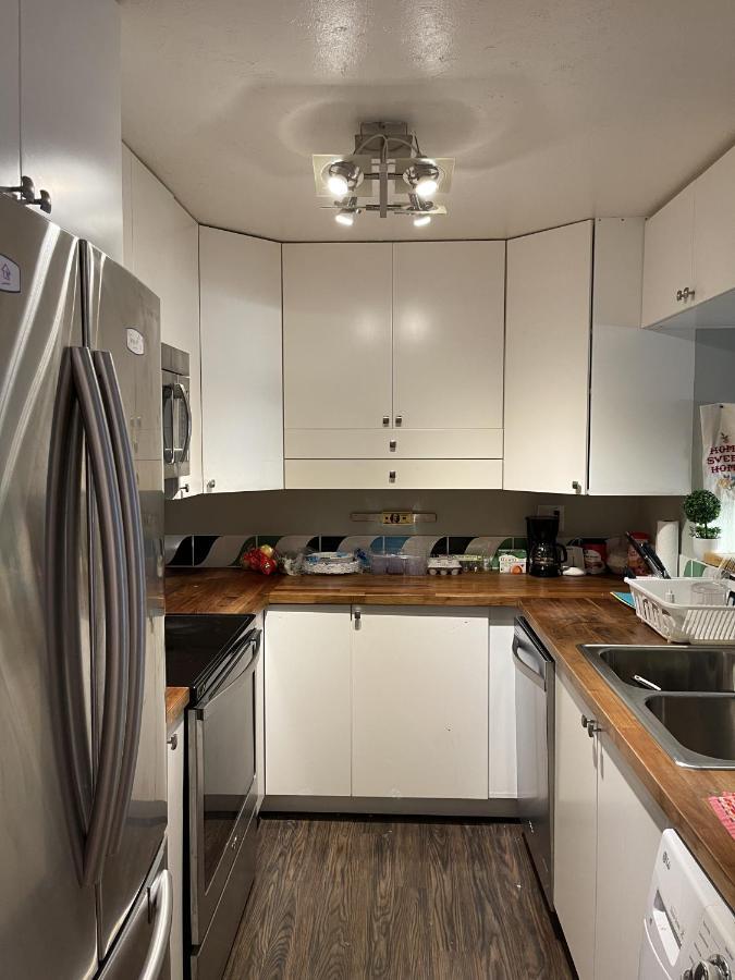 פדרל וואי Shared Space With Private Room In Beautiful Lakefront Apartment מראה חיצוני תמונה
